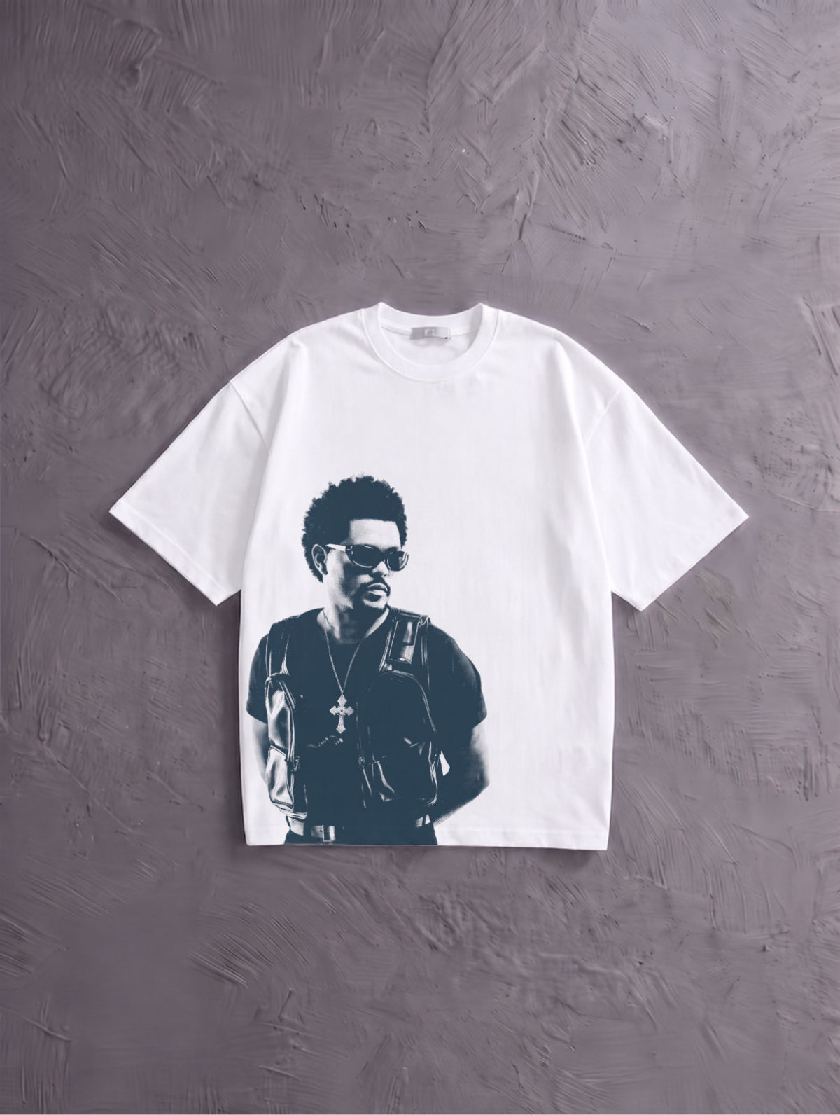 WEEKND T-SHIRT (WITH BACKPRINT)